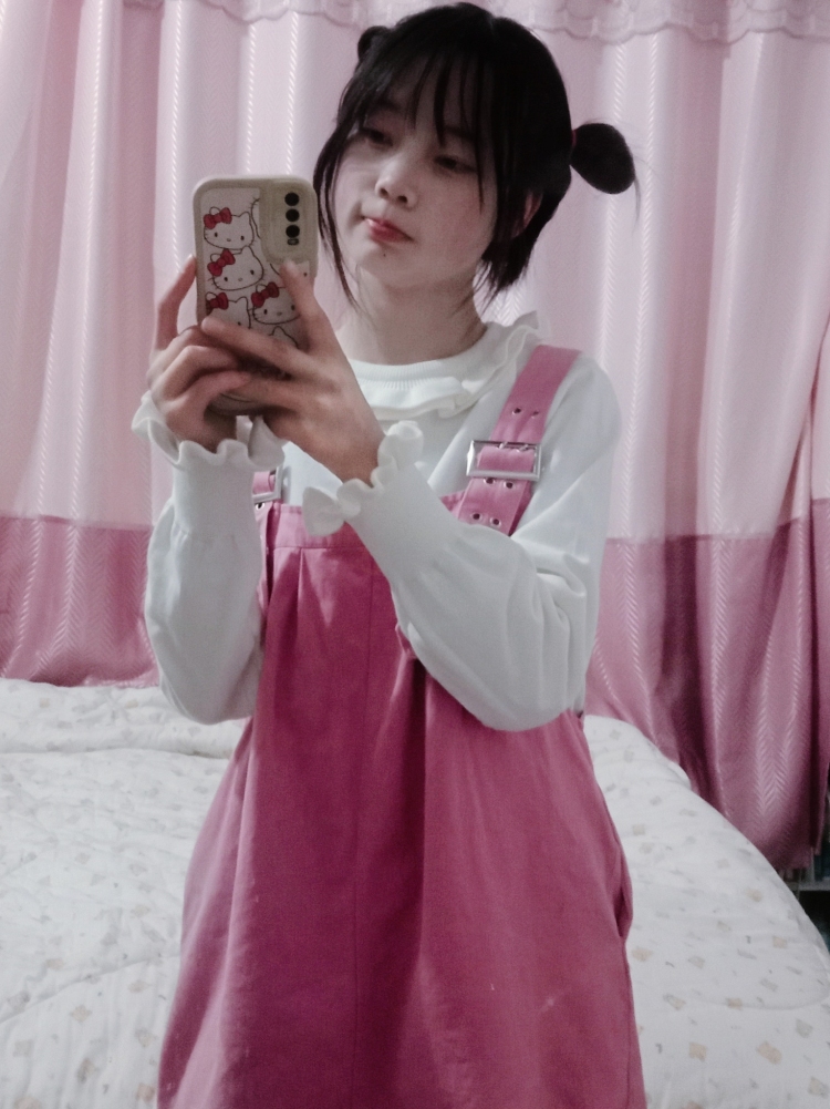 杏花季-河南省·南阳市·南召县--种草带货 jk lo裙 常服都可以 风格不定 身高165 体重100