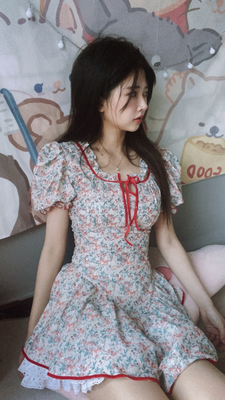 富裕美满小QQ-福建省·福州市·鼓楼区-微博、抖音、某红薯、逛逛-接衣服饰品寄拍、送拍。
擅长甜美风,日系,JK制服风,会拍照会修图
可以拍开箱视频,解说视频