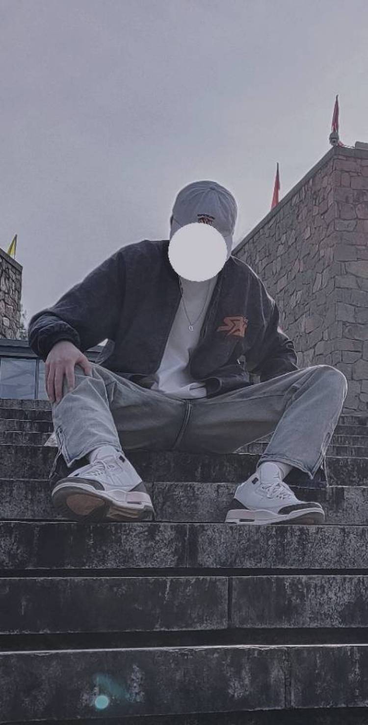N-H💍-陕西省·汉中市·南郑区-快手-一名学生,身材可以,个子高,会p图,有拍照工具,出图快,听从安排