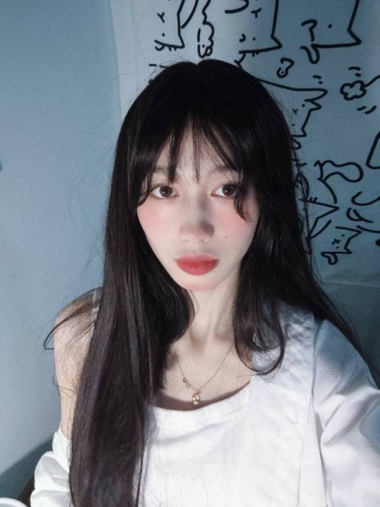 芜莜-湖南省·长沙市·望城区--时间宽裕,返图快,可以接受置换。不符合的也能积极改图 ,性格好有耐心有规划。不摆烂看看孩子吧