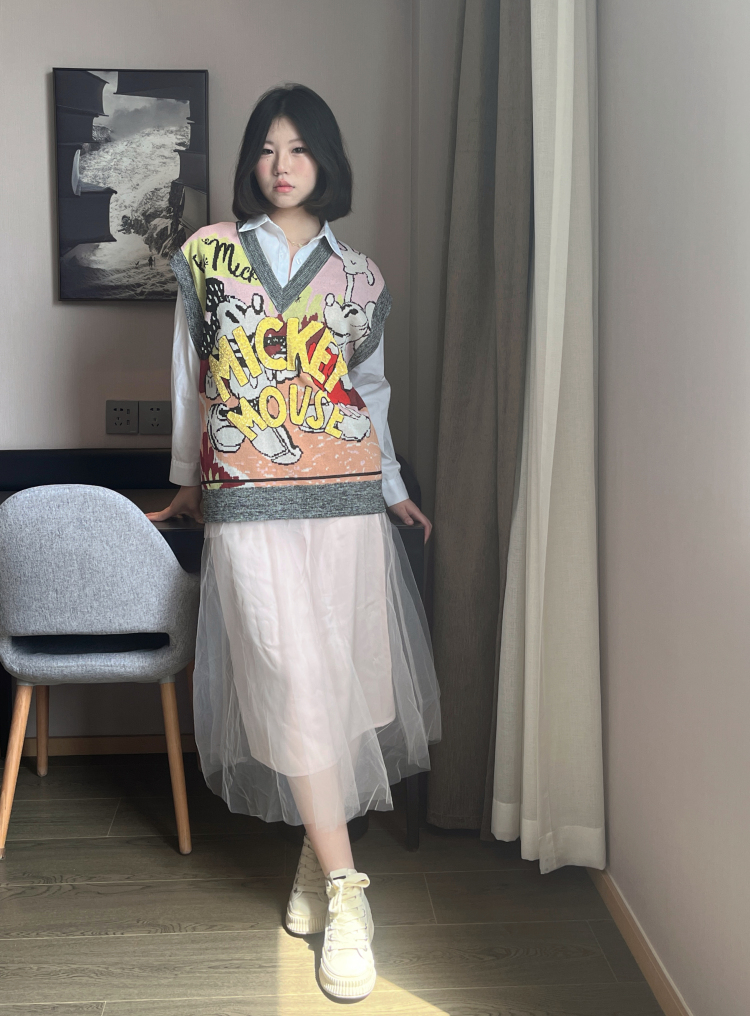 Takuya-河北省·廊坊市·安次区--接寄拍买家秀！所有衣服都可以 30以上都可以接受！各位美女帅哥商家快来dd我！有模卡 拍买家秀经验