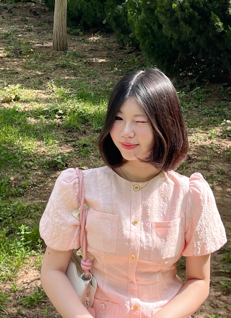 Takuya-河北省·廊坊市·安次区--接寄拍买家秀！所有衣服都可以 30以上都可以接受！各位美女帅哥商家快来dd我！有模卡 拍买家秀经验