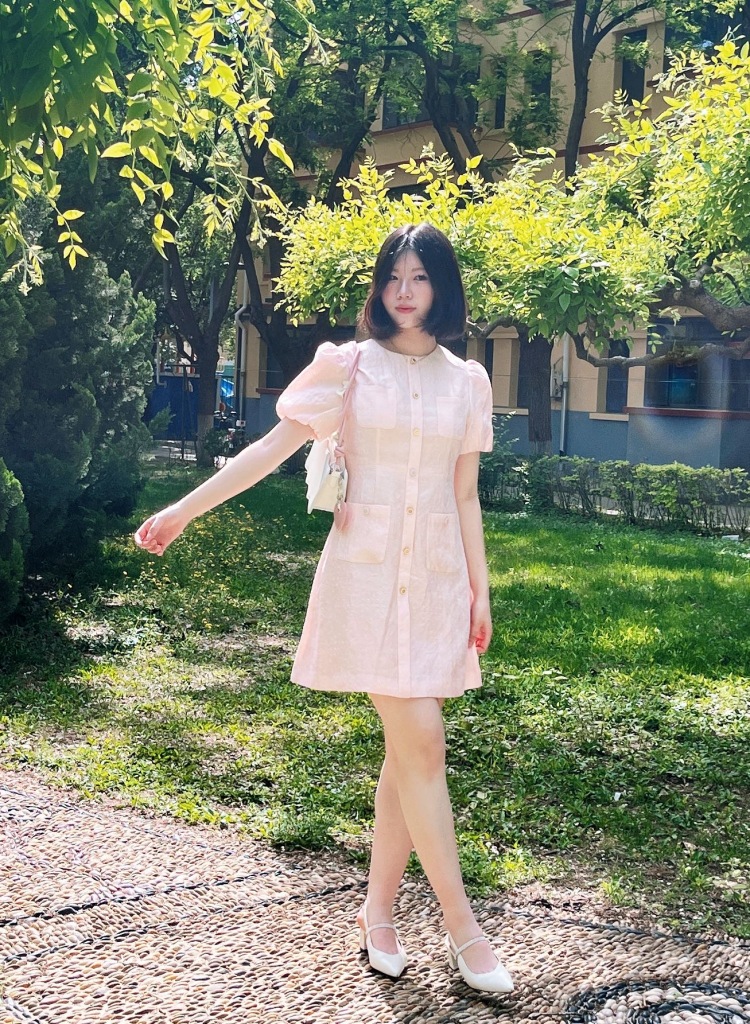 Takuya-河北省·廊坊市·安次区--接寄拍买家秀!所有衣服都可以 30以上都可以接受!各位美女帅哥商家快来dd我!有模卡 拍买家秀经验