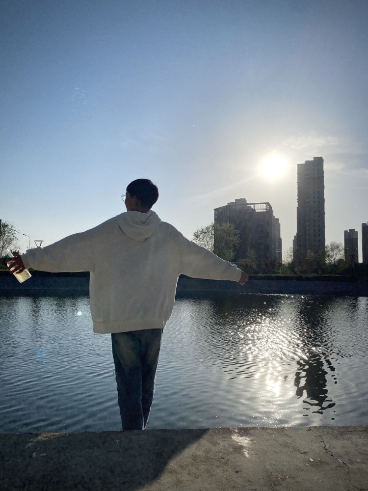_10别对我撒谎-天津市·天津市·津南区--身高175体重110斤
淘宝网拍模特,买家秀
寄拍
各种风格都可驾驭
欢迎砸单嗷