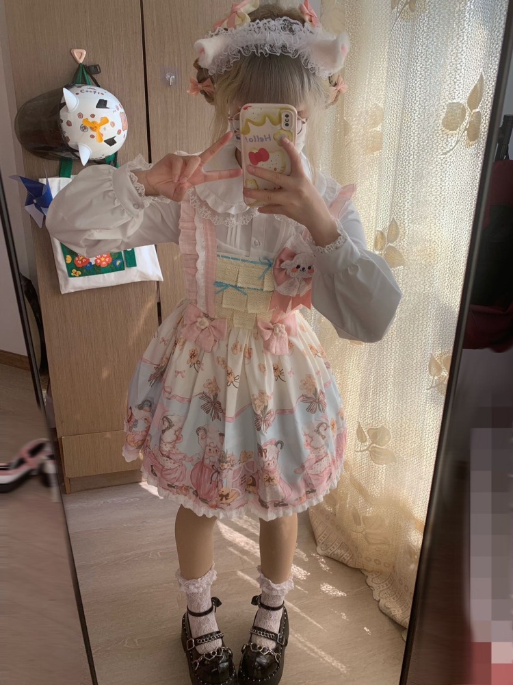 白毛.-浙江省·台州市·路桥区-抖音 快手-热爱lolita 热爱拍摄 我会认真拍图 精修 后期 拍摄这项工作使得我很快乐 常服也是可以的