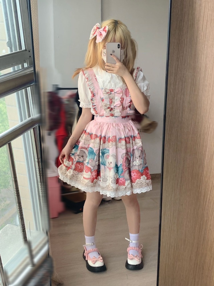 白毛.-浙江省·台州市·路桥区-抖音 快手-热爱lolita 热爱拍摄 我会认真拍图 精修 后期 拍摄这项工作使得我很快乐 常服也是可以的