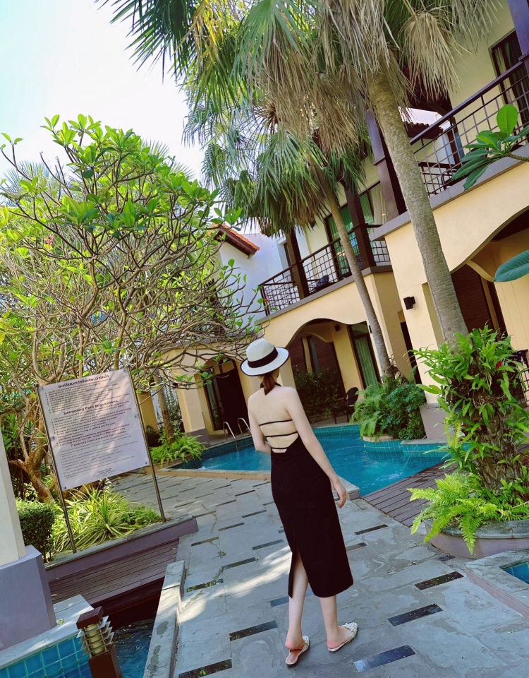 小房子-江苏省·常州市·钟楼区-抖音 微博 某红薯-身高172 体重110 爱好拍照唱歌旅游 有网拍寄拍经验 可寄拍网拍模特线下模特拍摄口播视频拍摄