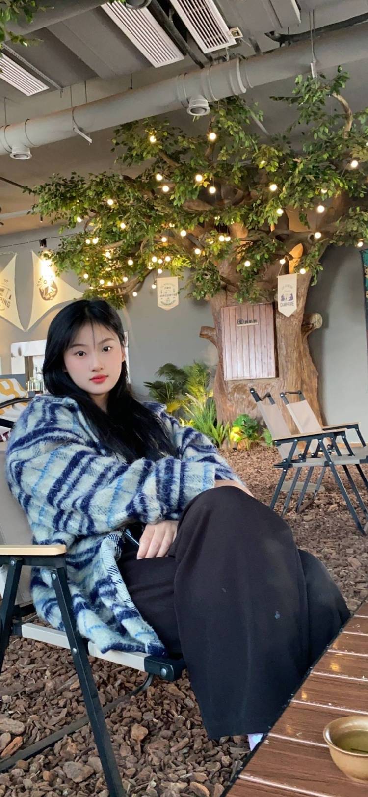 咸鱼-重庆市·重庆市·万州区--身高160体重100
可以露脸
可以接美妆,微胖,梨形穿搭服饰之类