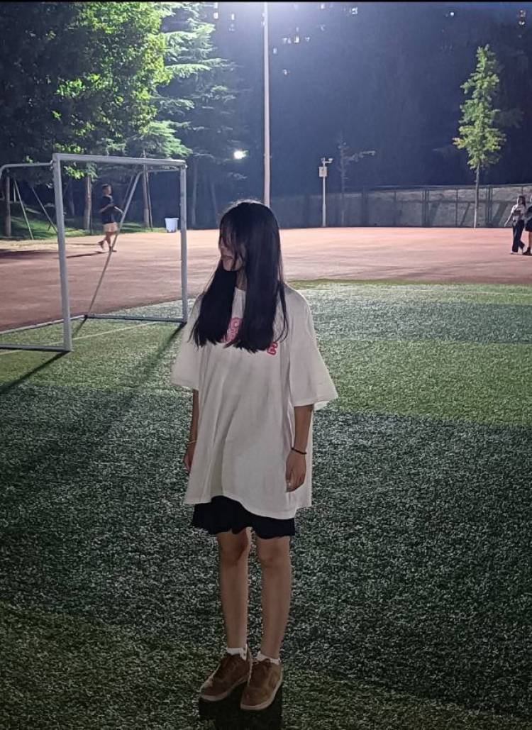 屠-陕西省·西安市·雁塔区--身高165体重105
学生时间较多
会拍照修图
穿搭衣服,首饰开箱测评
按要求
西安