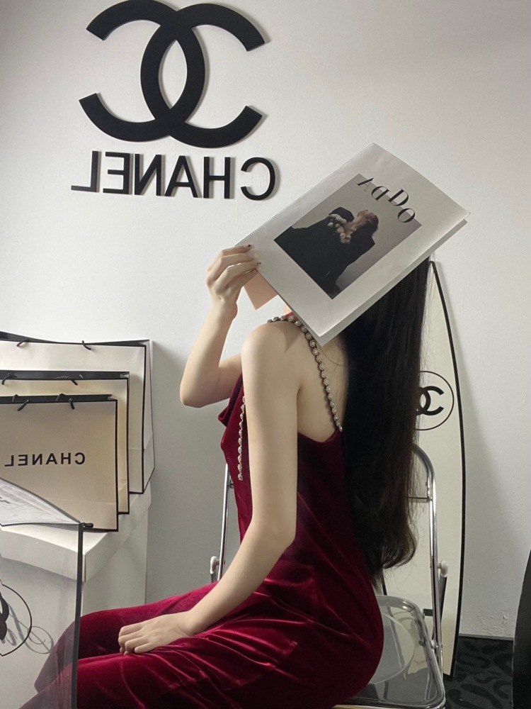 小禾-广东省·广州市·白云区--本人接单,费用无所谓,有设备,可拍清晰图。满意为止,认真对待每个合作机会!!