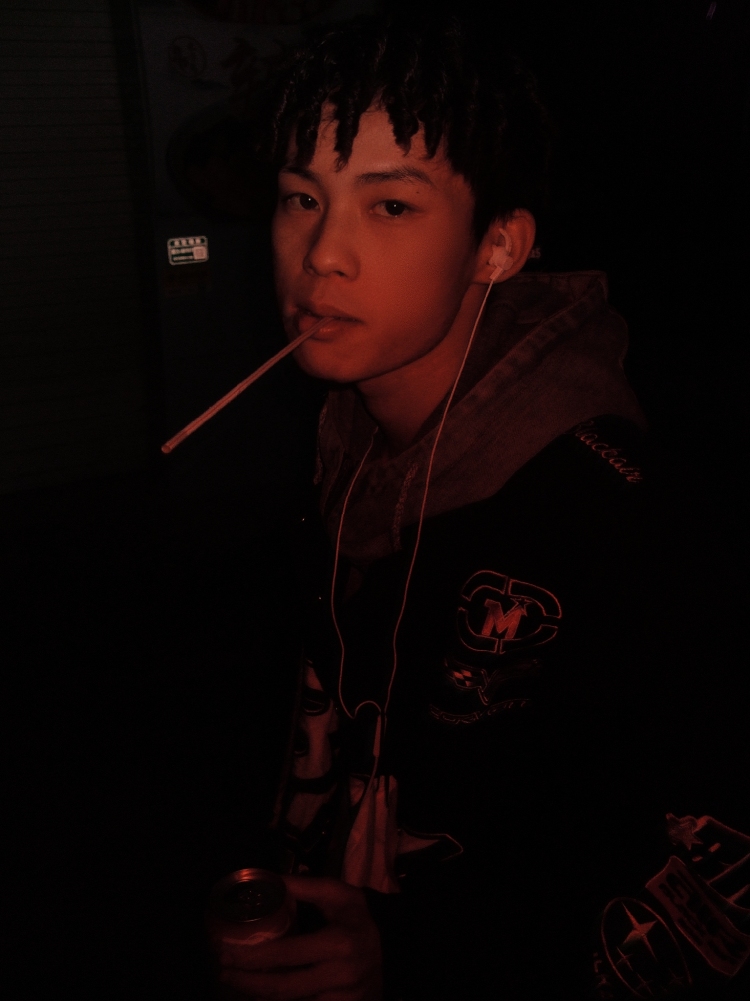 C$ XAN-广东省·东莞市·东城街道-抖音|微博|***-街舞老师and兼职模特 接寄拍 送拍等 会p图 出图快 不接受要给定金和要淘宝下单的寄拍