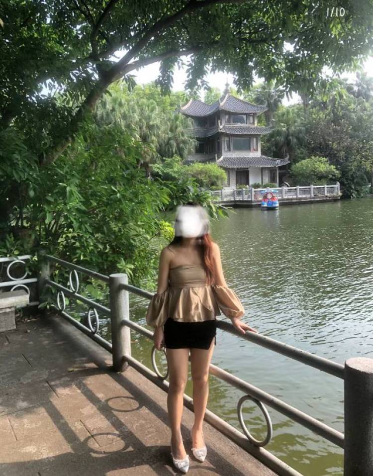 LEI-广西壮族自治区·柳州市·城中区-快手，抖音-想接一些服装，鞋子，包包化妆品等，本人身高160，94斤，会批图，会剪辑，会穿搭，
