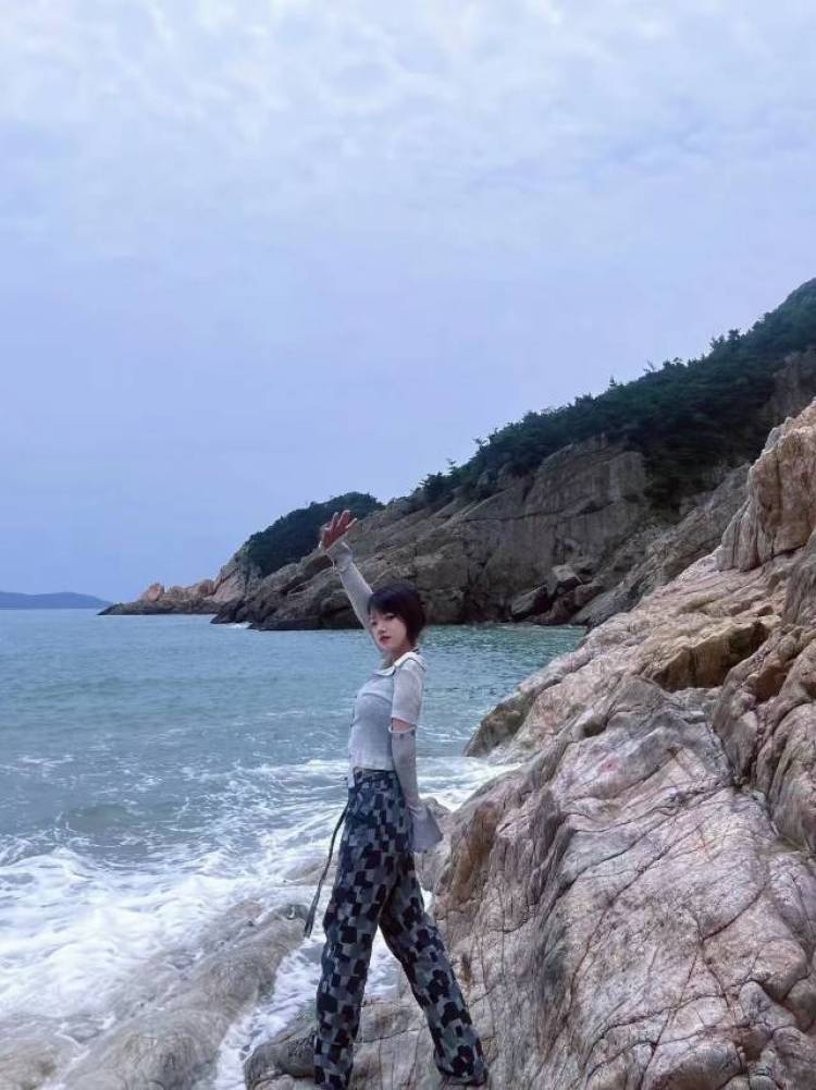 花椰菜-浙江省·台州市·椒江区-某红薯-本人163体重110,经常去外边和朋友一起拍照片~爱拍照爱P图