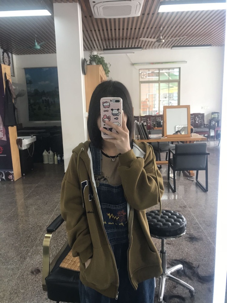 卢文娟-广东省·东莞市·凤岗镇-快手-我身高155、体重85斤,我是一个乐于助人、乐观向上、为人真诚、诚实守信。寄拍模特