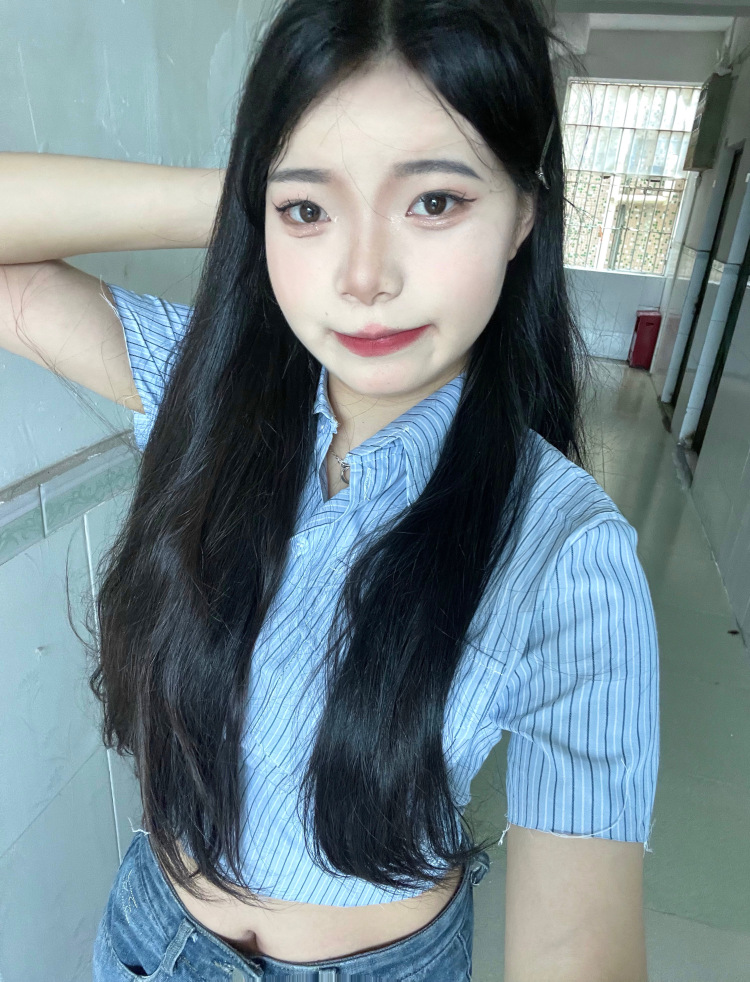 小余-广东省·深圳市·坪山区-快手 抖音-新手接单啦,本人身高165厘米50kg比较喜欢拍照,会拍会P,如果想要长期合作的可以找我
