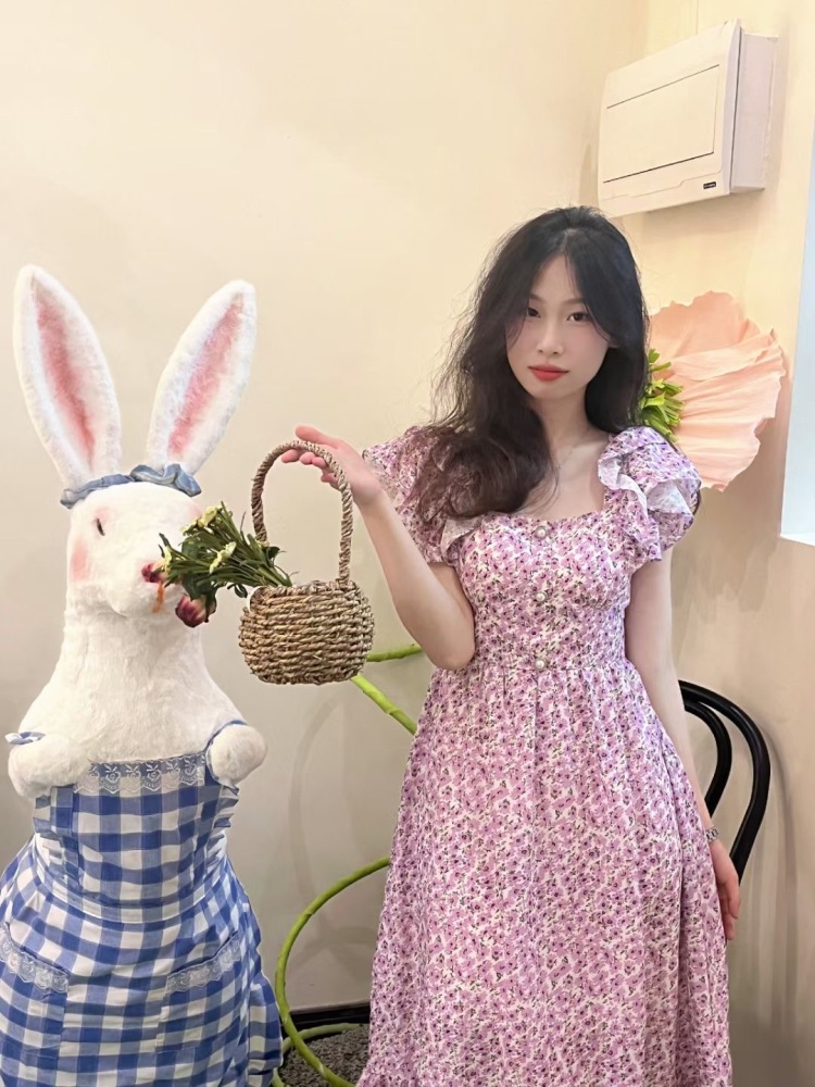 在逃松鼠-广东省·梅州市·梅江区-抖音-本人学生 身高163 体重94 喜欢穿搭 美妆
抖音某红薯都有账号 出图速度快不墨迹
