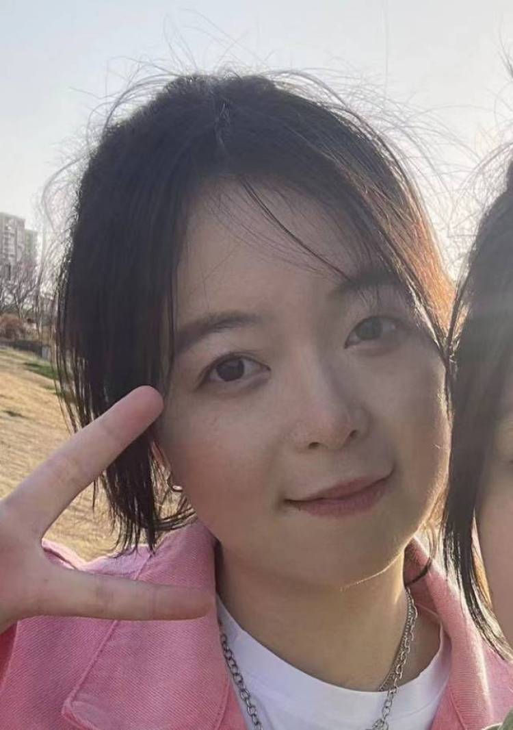柚子-河南省·省直辖县级行政区划·济源市-抖音-本人165cm/50kg,之前尝试做过寄拍,会控制饮食,保持身材,喜欢拍照,对摄影略有研究。想尝试的接单范围有买家秀,平面模特兼职,新媒体运营,短视频vlog,探店打卡,开箱测评,免费试用,可长期合作