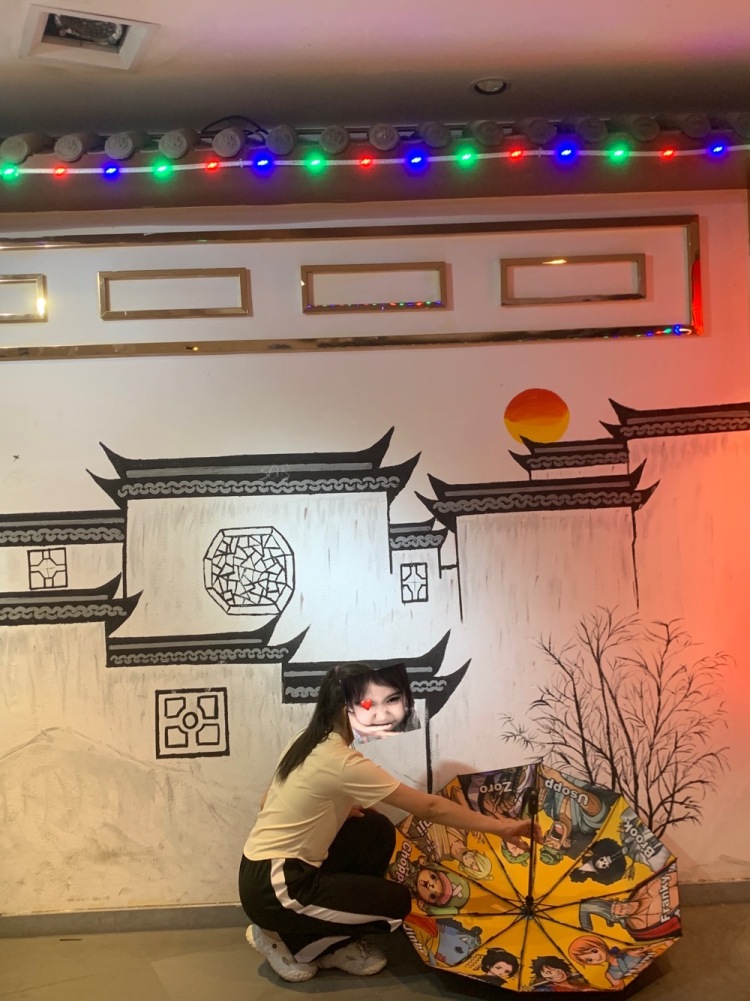 小咪-新疆维吾尔自治区·和田地区·和田县-很少-特别喜欢拍照 也会知道一些拍照姿势
身高173体重124斤
只有寄拍 时间充足
喜欢拍照
出图快 高质量