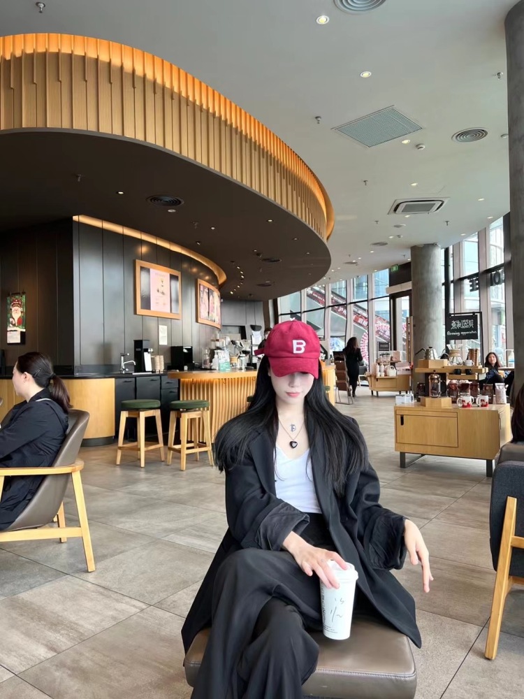 咖喱咖喱🍛-四川省·泸州市·江阳区-抖音 ,某红薯-大家好!我是语瞳
接买家秀,寄拍,会拍照,会p图,平常活跃再抖音某红薯平台,想接单,什么风格都可以试一下,有需要的集美dd哦
年龄:25
身高:165CM
体重:45kg