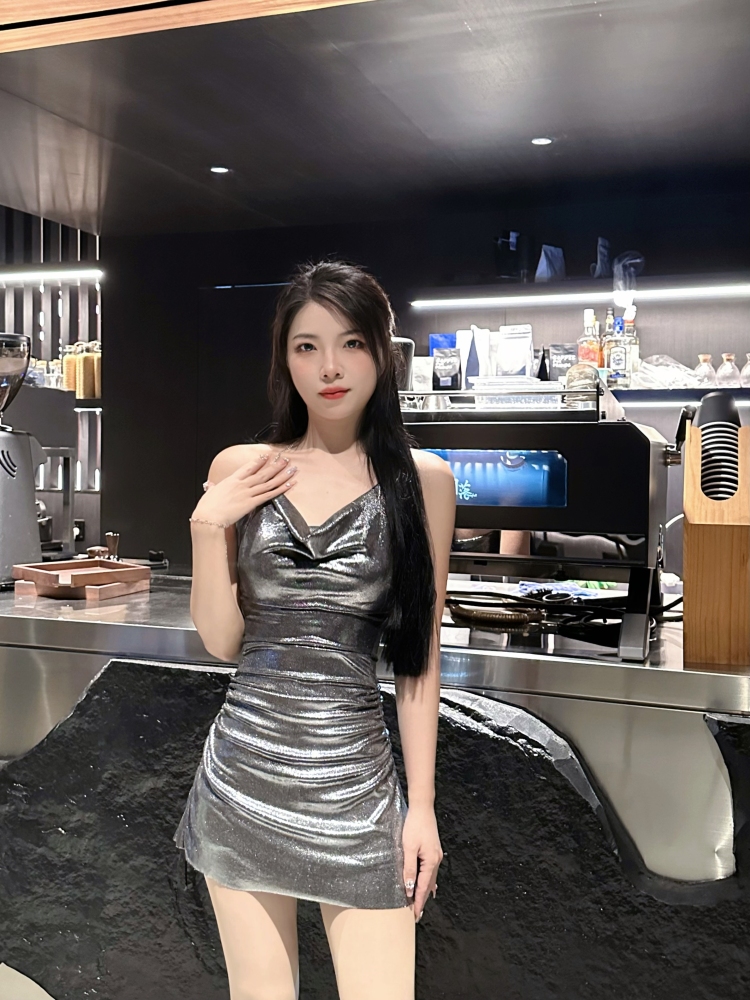 田德莉娜-广东省·广州市·白云区-抖音某红薯微博-接买家秀服装饰品种草类,拆箱视频,接受原相机。会拍照会修图会剪辑。