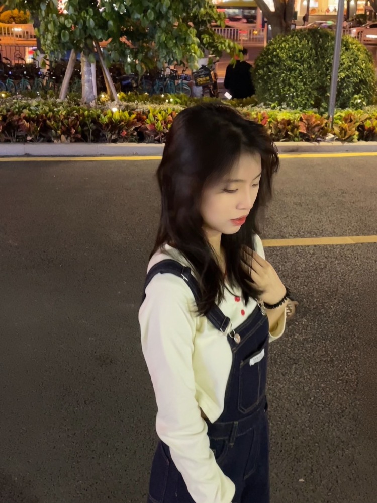 六六-福建省·泉州市·永春县-快手 某红薯-大家好!
想接风格:甜酷 | 轻熟 | 韩系 | 多巴胺 | 温柔 | 甜妹
接:服装 | 鞋子 | 包包 | 饰品
只拍服装搭配,不露脸,会拍照,会拍视频,会剪辑,可以接推广,种草开箱视频,费用协商