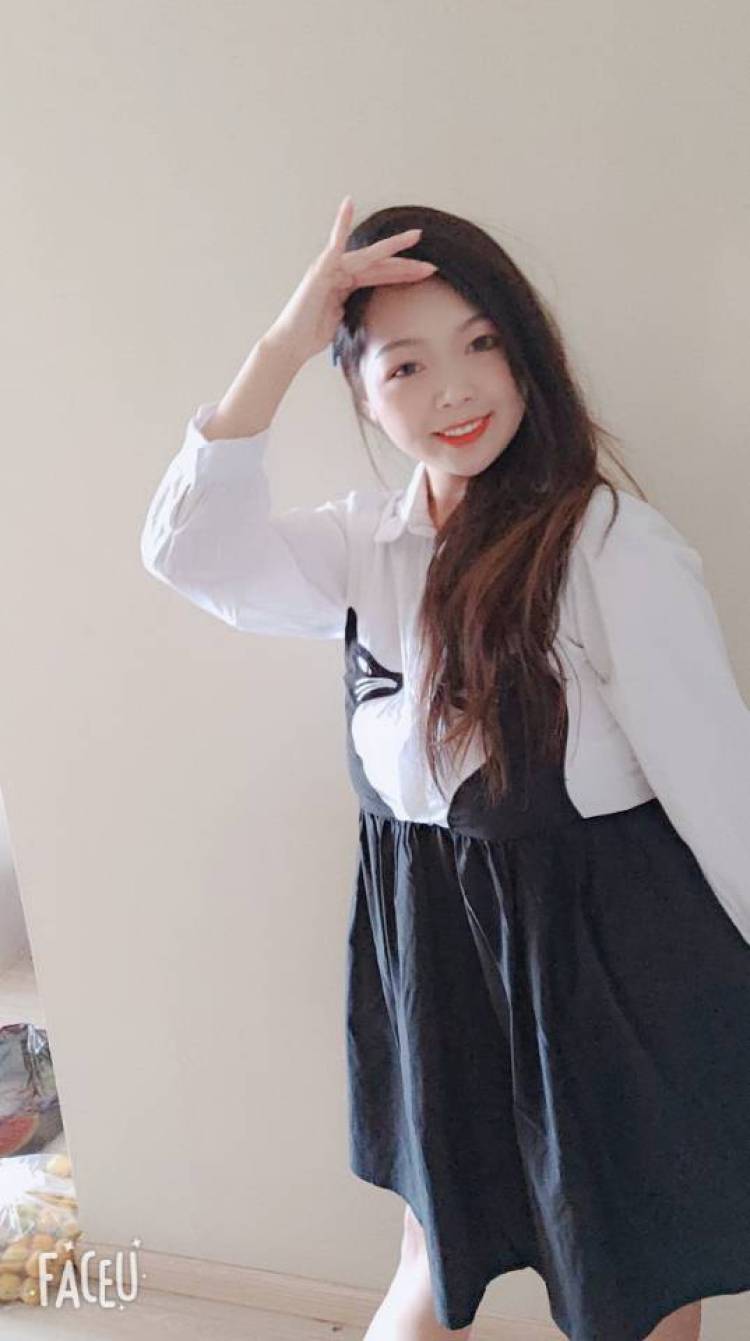 刘朵朵-天津市·天津市·武清区-抖音,快手-全职宝妈,擅长服装饰品搭配,种草,开箱宝宝用品都可以。接寄拍