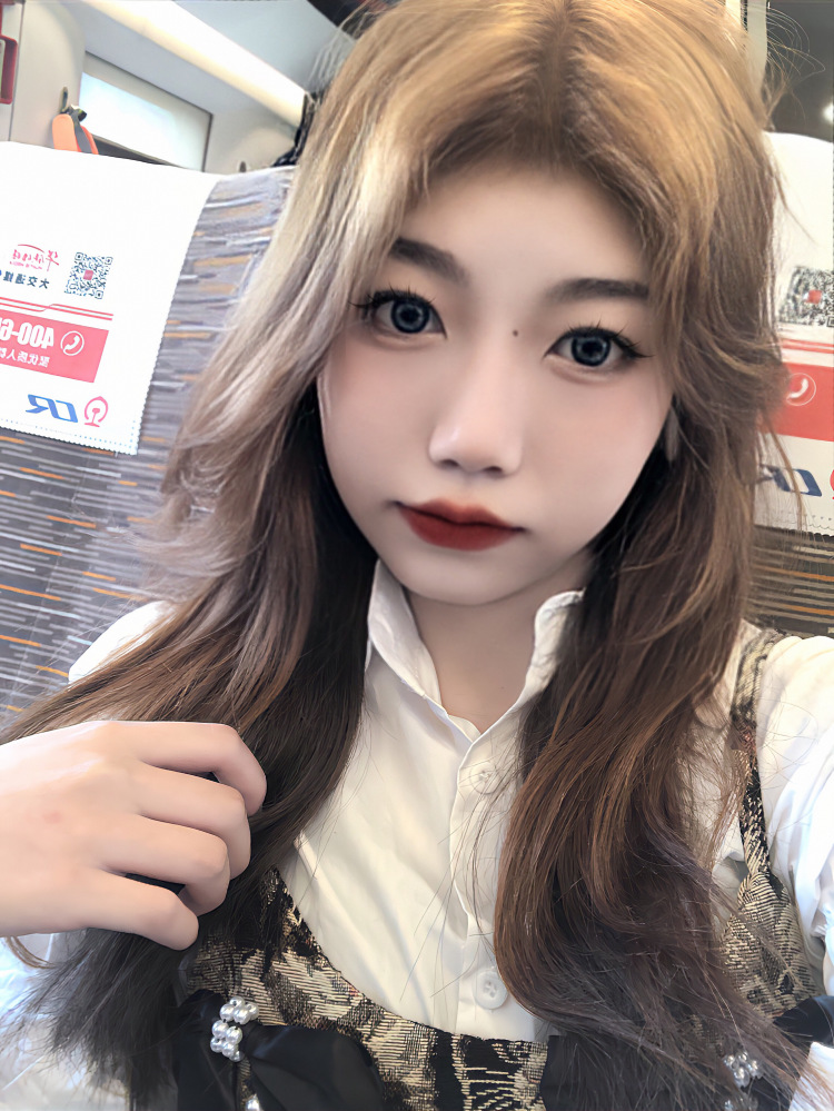 小佳-河南省·南阳市·社旗县--无业游民在家躺平，平时喜欢拍照，接单范围除了睡觉其他都可以接，买家秀