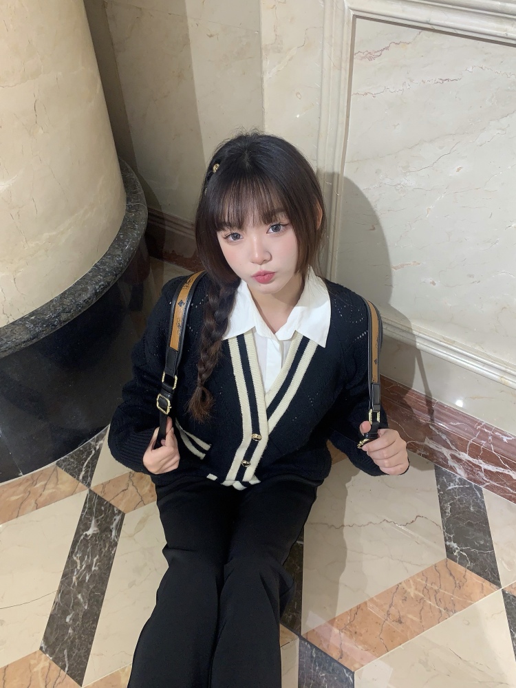 椰椰子-广东省·广州市·荔湾区-抖音、某红薯-可接寄拍、买家秀、化妆品。风格百变，擅长舞蹈。会p图会拍照会穿搭。出片率高，出图快。