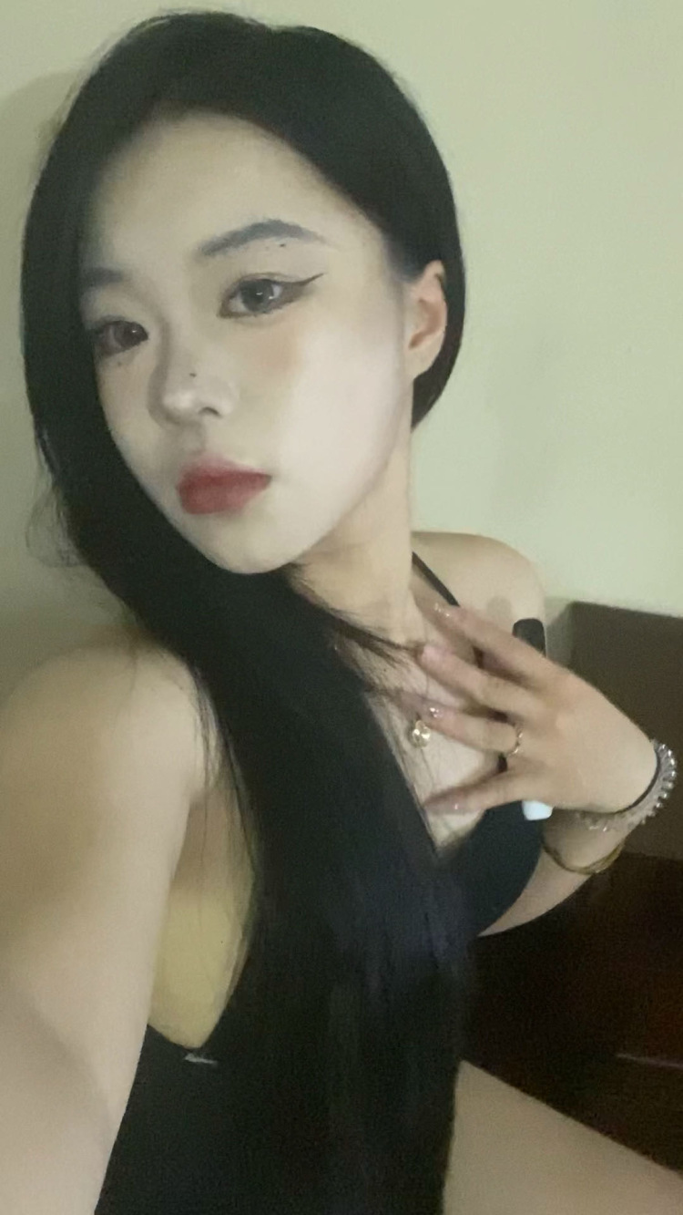 say-浙江省·宁波市·鄞州区--接寄拍 包包首饰 衣服 鞋子 都可以 各种风格 160 87斤