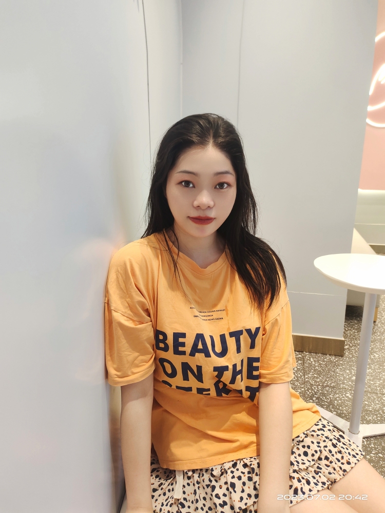 cc-湖北省·恩施土家族苗族自治州·恩施市--会拍照，修图剪辑，拍视频，可尝试各种风格，诚信合作的老板联系