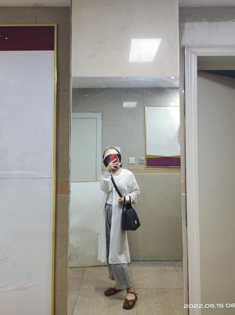 cc-湖北省·恩施土家族苗族自治州·恩施市--会拍照，修图剪辑，拍视频，可尝试各种风格，诚信合作的老板联系