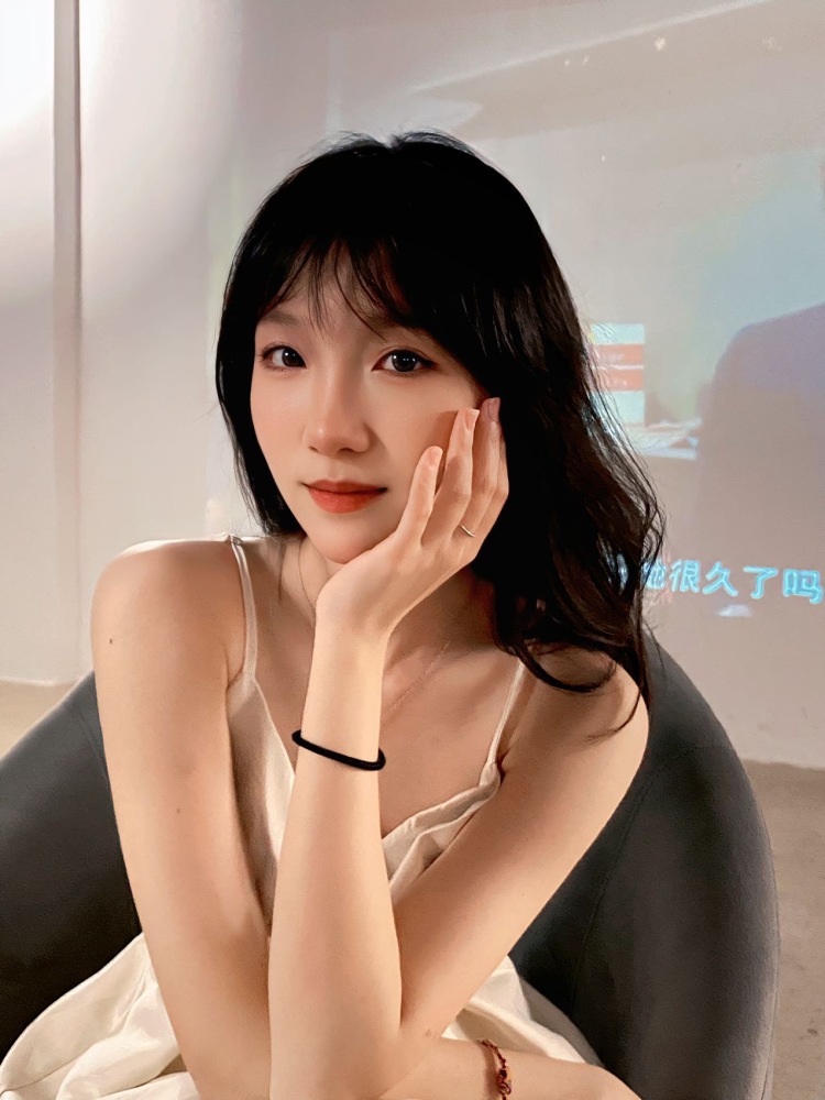 夏次一定-云南省·西双版纳傣族自治州·景洪市--会拍照 会修图 接寄拍 探店 有大量时间 出图一定高质量 请联系我吧~