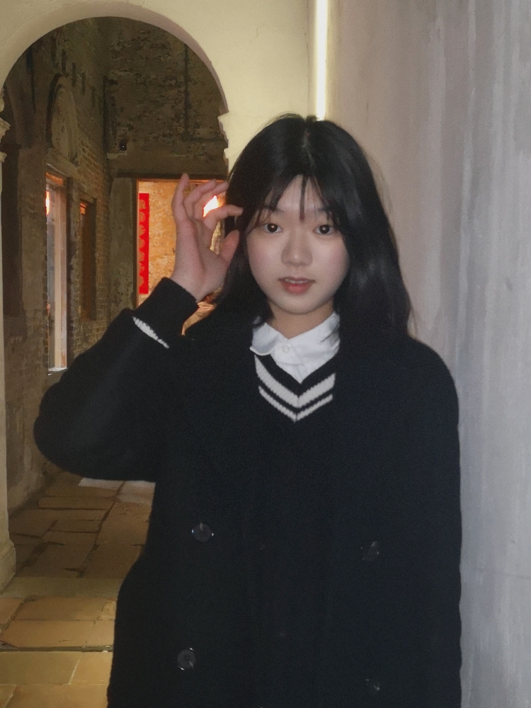 元气七七-广东省·佛山市·禅城区-抖音-可以短视频带货,只接衣服,首饰,化妆品,鞋子之类的,会跳舞,会化妆,可以拍视频带也可以拍照片