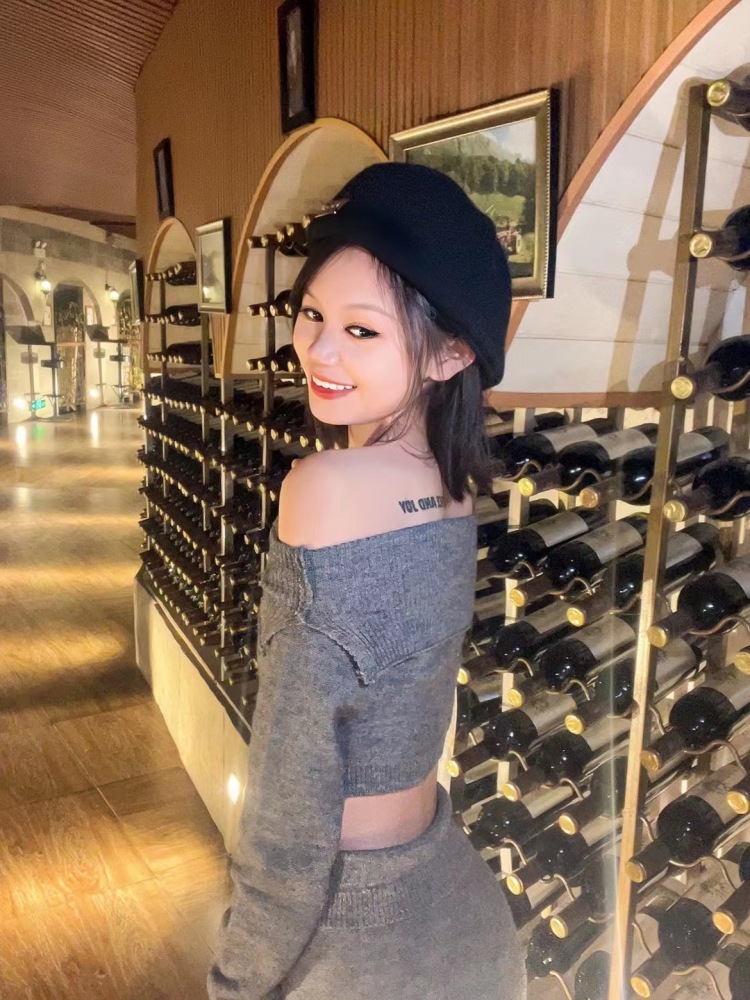 大西子-广西壮族自治区·柳州市·城中区--爱好跳舞
接单服务范围:寄拍、买家秀、开箱测评、免费试用、探店打卡