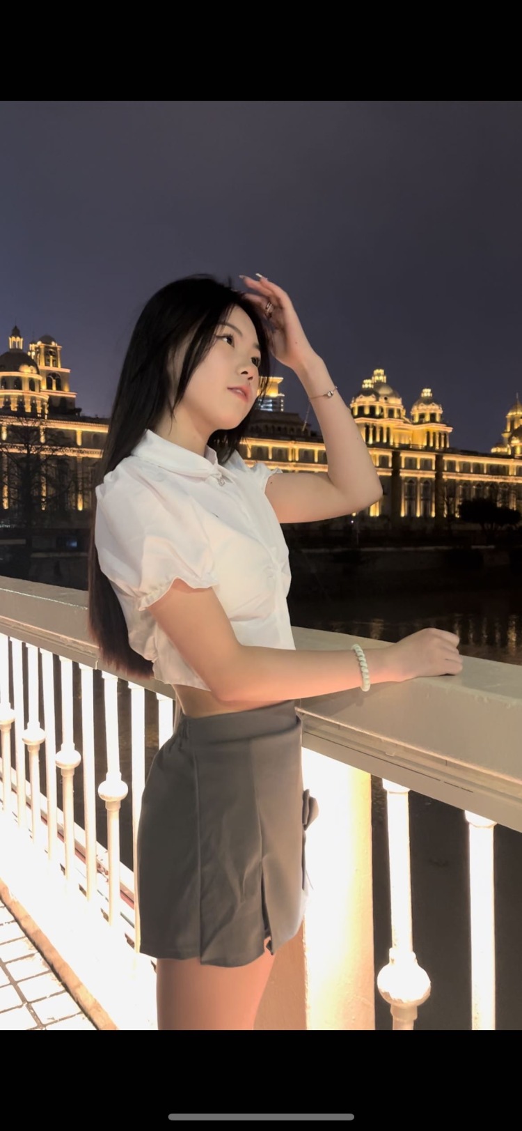 粉面-福建省·福州市·鼓楼区--种草 拍短视频带货 拍照 都是可以的也可以搞一些拆箱视频或者是买家秀测评在拍我喜欢的视频里面穿衣服带货备注都是可以的