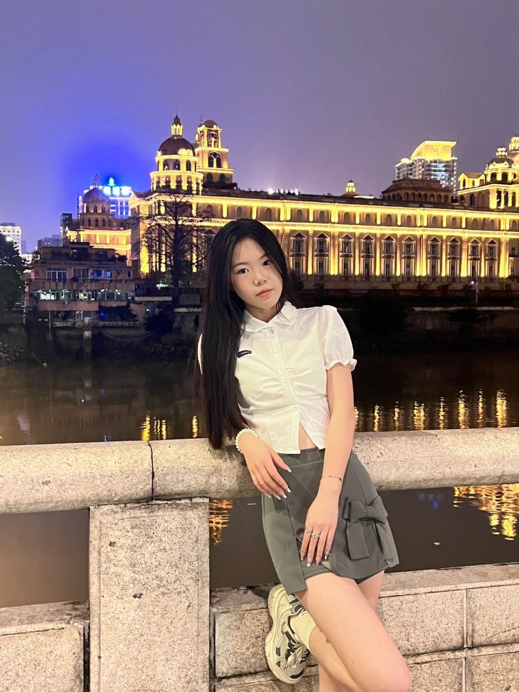 粉面-福建省·福州市·鼓楼区--种草 拍短视频带货 拍照 都是可以的也可以搞一些拆箱视频或者是买家秀测评在拍我喜欢的视频里面穿衣服带货备注都是可以的