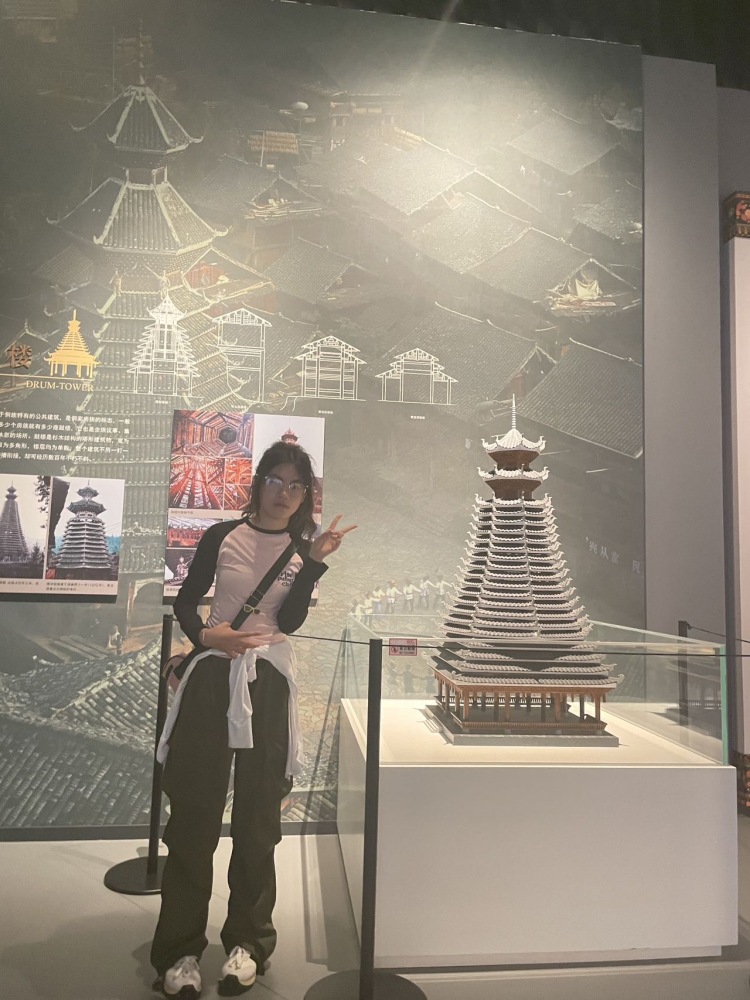 Ran_-贵州省·贵阳市·南明区-抖音-爱好拍照剪辑视频,会穿搭,审美在线
年龄19,身高160左右,体重90
买家秀,寄拍赠拍都可
价格好商量