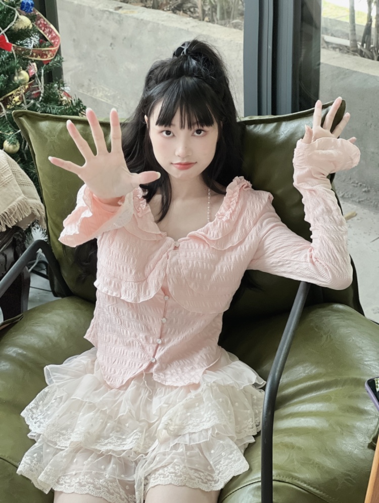 丽Li-广东省·广州市·番禺区-抖音-本人是一个喜欢拍照拍短视频的女孩子，可以拍衣服，袜子等，可以根据商家给的对标拍摄，拍的不好的可以重拍，脾气好，有耐心，也需要我自己可以做的更好.