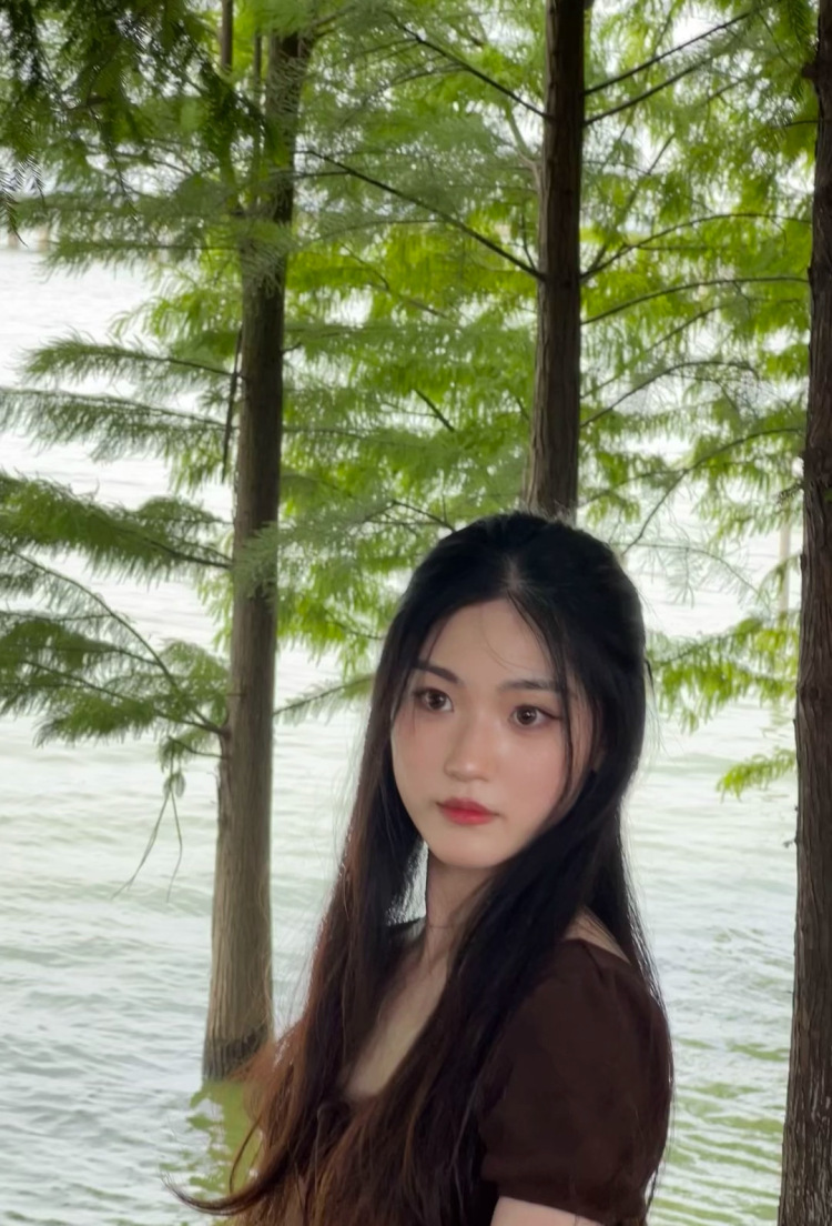 抱抱龙-江苏省·无锡市·江阴市-抖音 某红薯 微博-157cm43kg买家秀、免费试用、校园推广、平面模特兼职、新媒体运营、营销推广