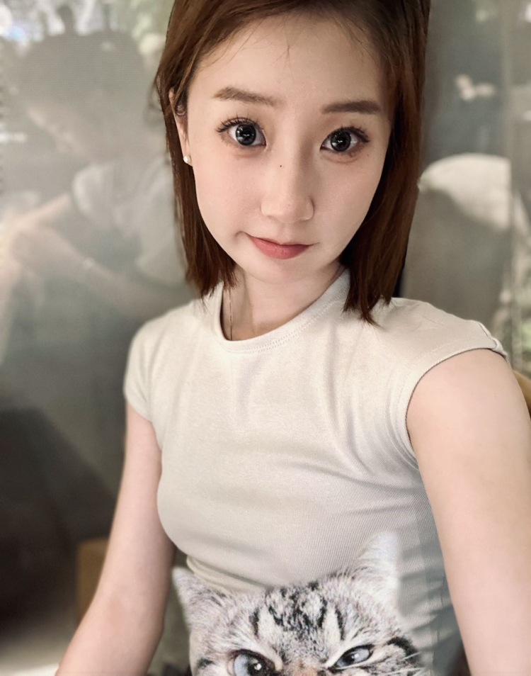 29st-浙江省·杭州市·富阳区--衣服、化妆品、耳饰服饰等寄拍可接。开箱测评类视频,可以在微信,抖音,某红薯等平台发布!dy可接~
