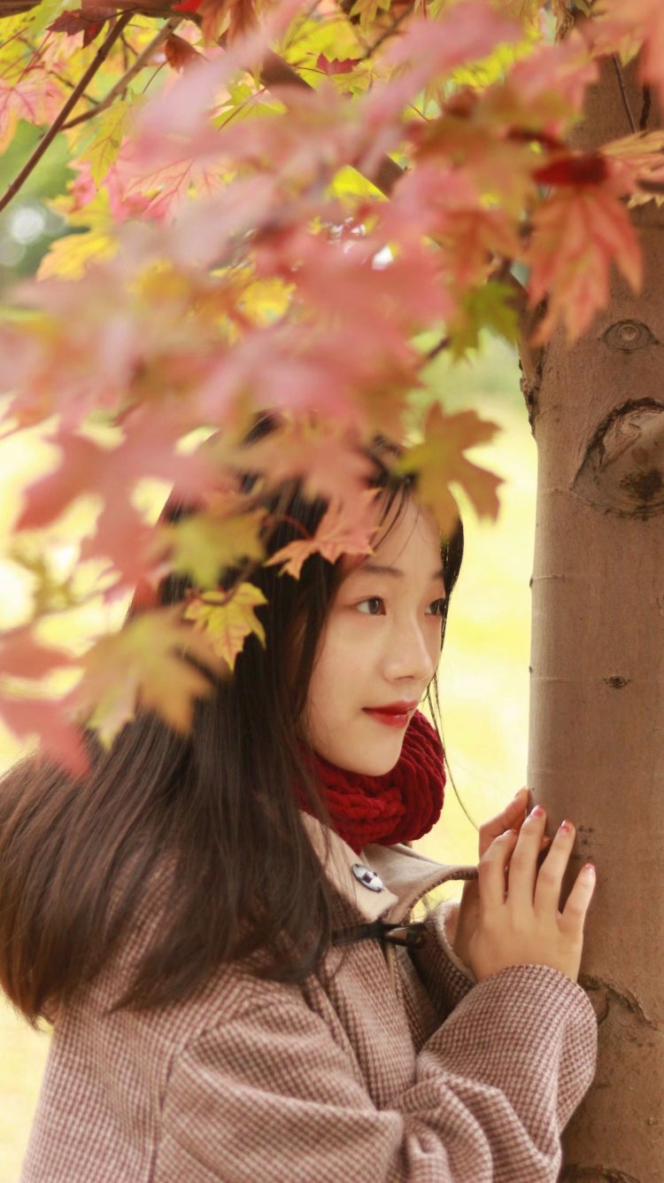 小美-湖南省·长沙市·芙蓉区--身高162,体重48,有料,腿直,可甜可盐可清纯,会p图,皮肤好,请大家看看我啦,湖南农业大学女大学生,会大篇幅夸奖~
