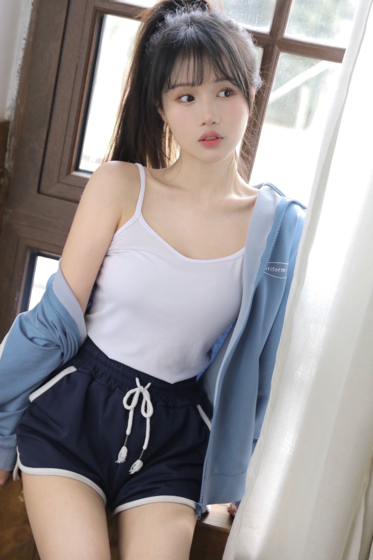 布丁-上海市·上海市·宝山区--身高:158,体重:42kg,鞋码:35,适合甜美、少女、仙气、小清新、日常简约、古风、校园风等