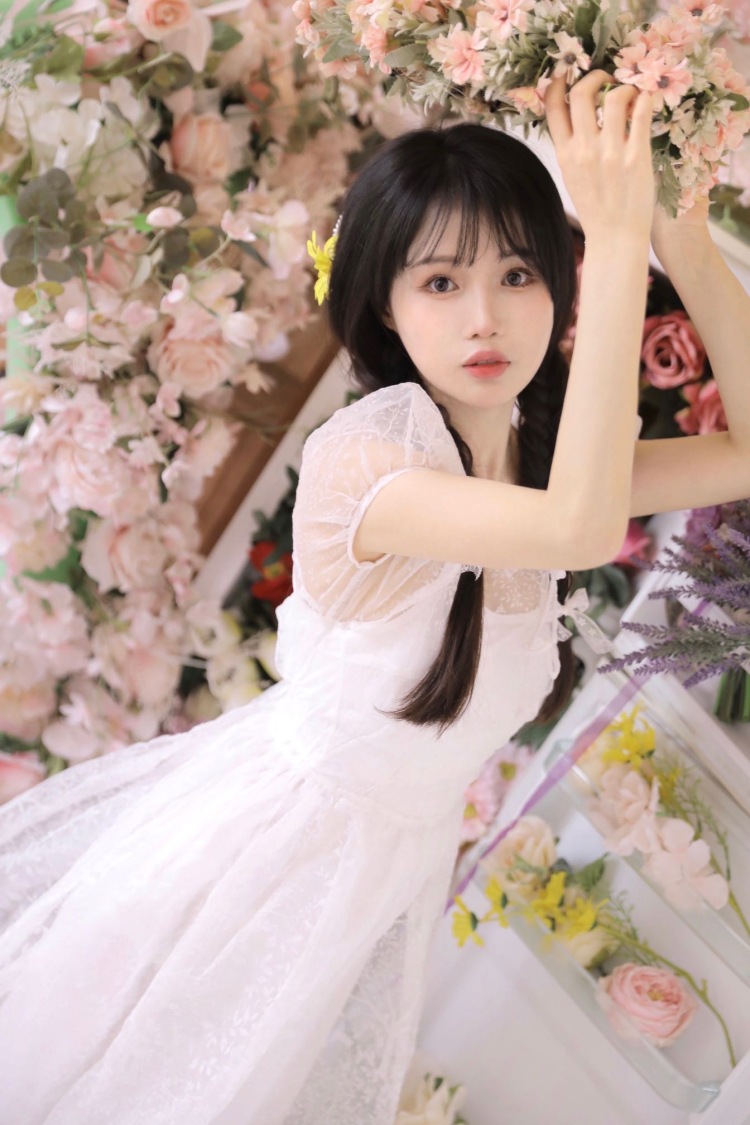 布丁-上海市·上海市·宝山区--身高:158,体重:42kg,鞋码:35,适合甜美、少女、仙气、小清新、日常简约、古风、校园风等