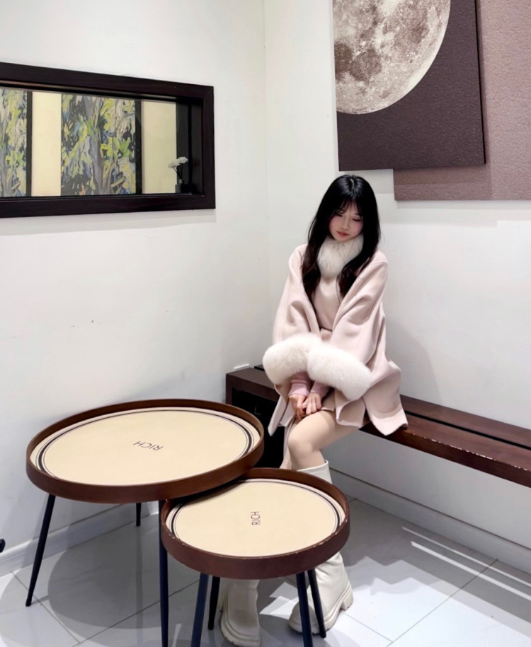 布丁-上海市·上海市·宝山区--接各类单子,身高:158,体重:42kg,鞋码:35,适合甜美、少女、仙气、小清新、日常简约、古风、校园风等