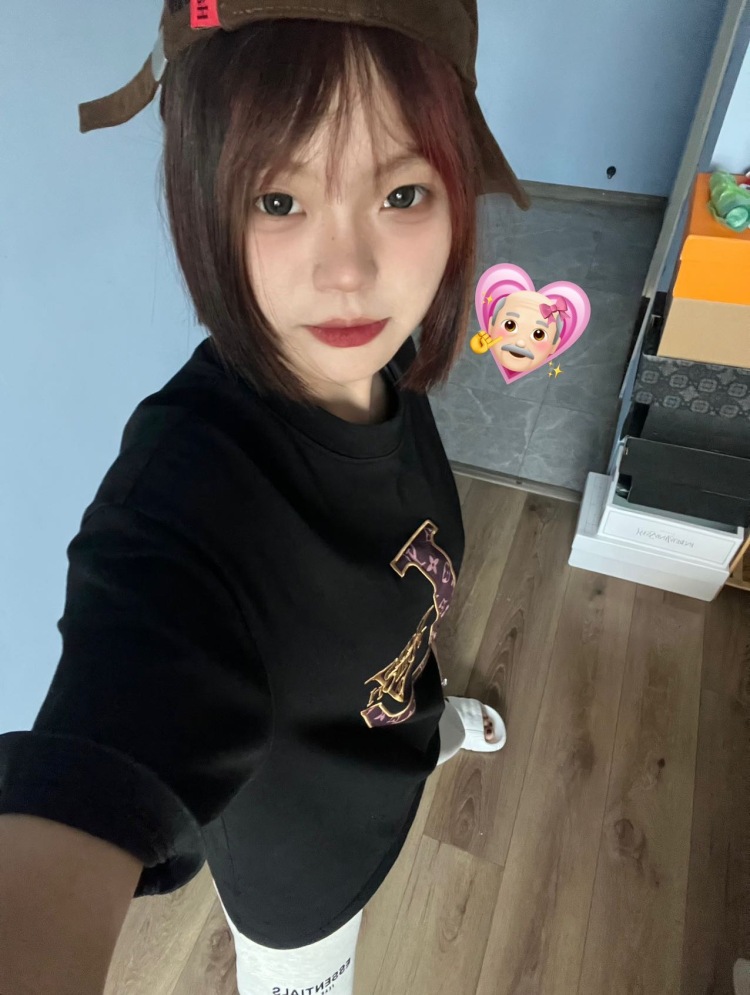 李美琦-江苏省·常州市·武进区--喜欢拍照,唱歌,目前是一名在读大学生,梦想是实现经济独立。
买家秀,种草带货,开箱测评,免费试用