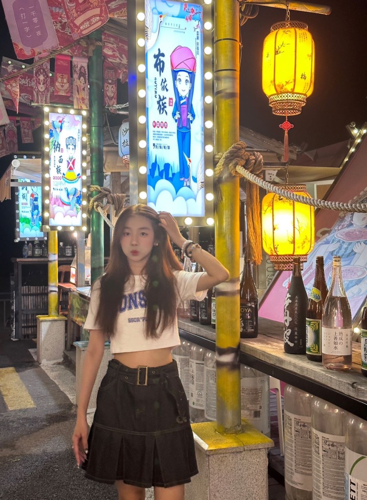 Xii-广东省·广州市·海珠区-抖音某红薯-身高155体重40
很会拍照也会P图化妆技术也不错!
想接单赚钱赞经验
希望可以接到单
想接寄拍准备上大学也很多空余时间