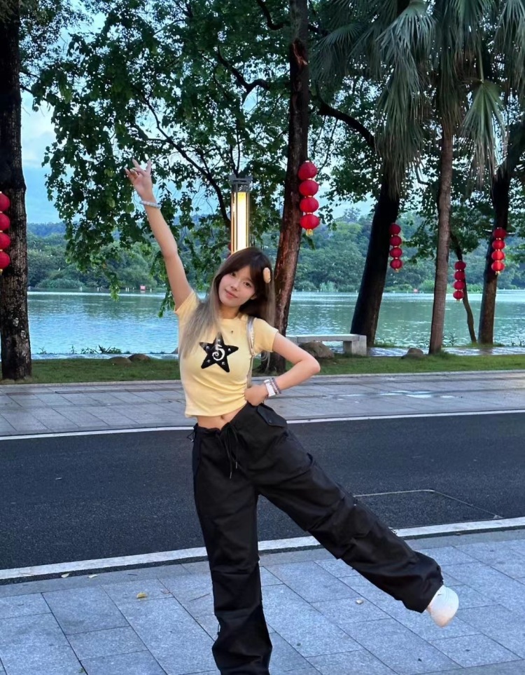 吹泡泡机-湖南省·长沙市·长沙县--招多名寄拍模特,回本快,有免费的衣服,还有收入全程负责到底!