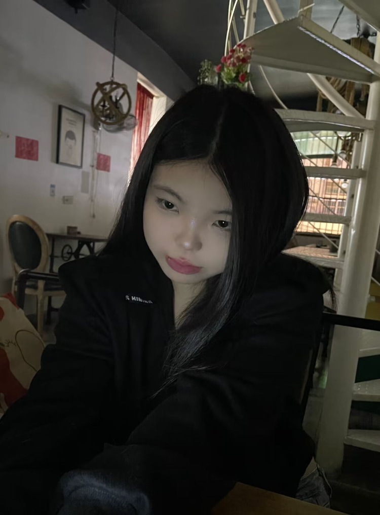 Angle-浙江省·温州市·苍南县-快手-152 43kg 可p图 建议接甜美风可爱
衣服/饰品/美瞳寄拍