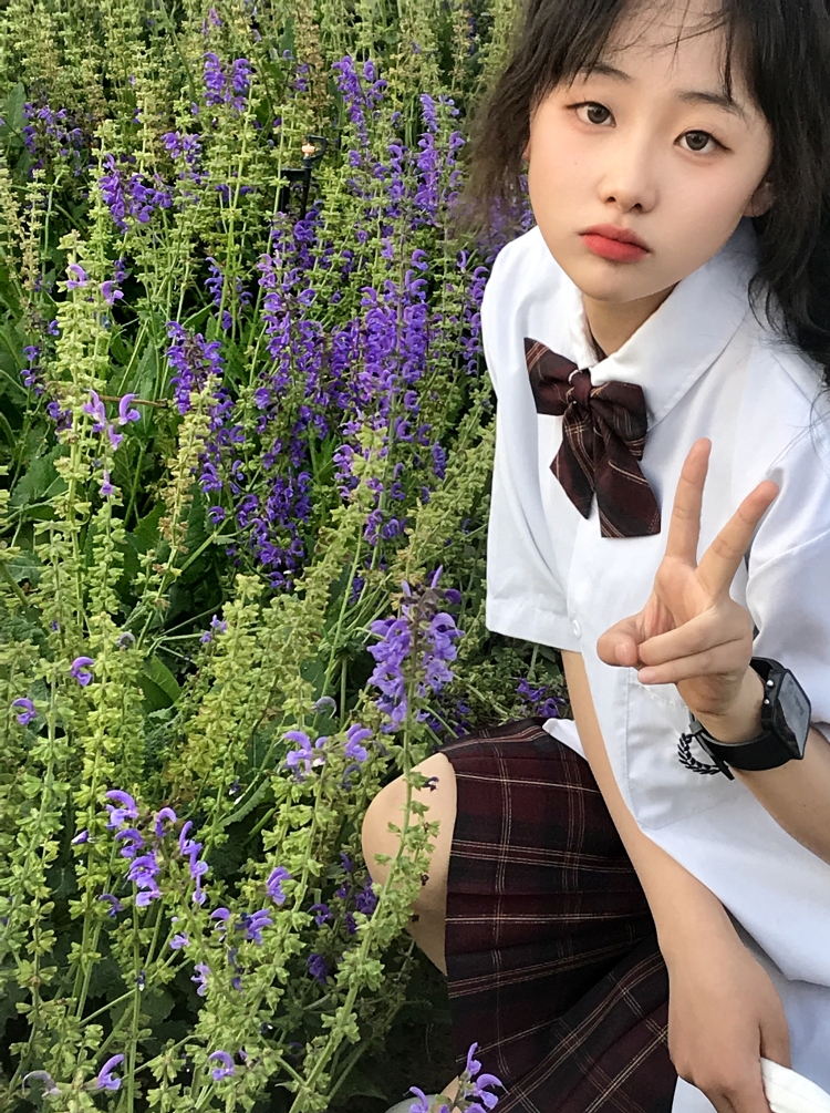 格格巫-宁夏回族自治区·吴忠市·同心县--会拍照 会p图 会穿搭 风格不限 身高162体重95 个人喜欢各种各样的风格 不局限于一种