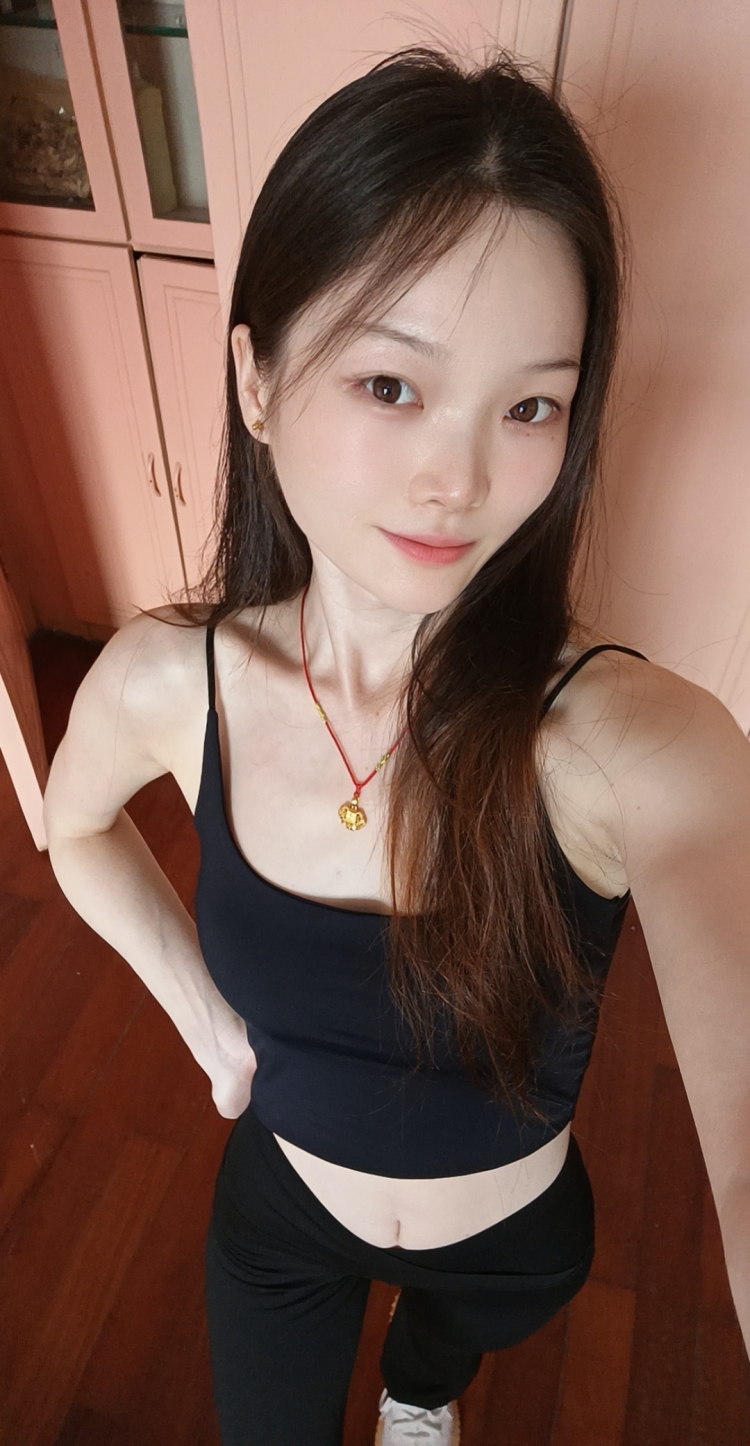 🐻猫眼-广东省·江门市·蓬江区-快手,拼多多,某红薯,某音-学过声乐会唱歌,可以进行简单舞蹈学习,可以视频介绍种草,上身照片宣传,购物晒图